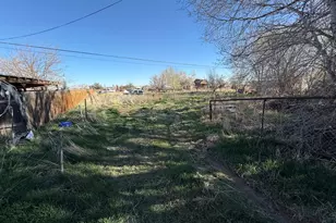 110 W Clark St, Grantsville, UT 84029 - Photo 23