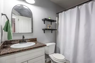 1070 E Hunter Ln, Eagle Mountain, UT 84005 - Photo 13