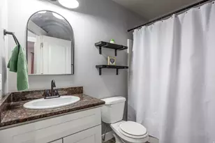 1070 E Hunter Ln, Eagle Mountain, UT 84005 - Photo 13