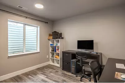 1070 E Hunter Ln, Eagle Mountain, UT 84005 - Photo 33