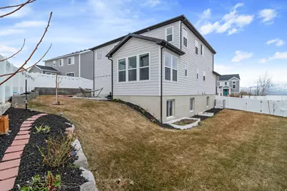 2283 N Elderberry Dr, Saratoga Springs, UT 84045 - Photo 19