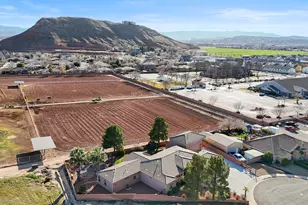 720 E Meadow Ln, Washington, UT 84780 - Photo 39