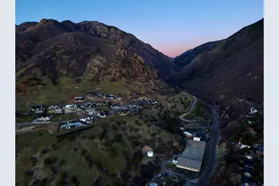 3983 E Canyon Estate Dr #31, Cottonwood Heights, UT 84121 - Photo 13