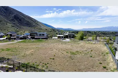 3983 E Canyon Estate Dr #31, Cottonwood Heights, UT 84121 - Photo 11
