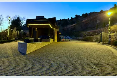 3983 E Canyon Estate Dr #31, Cottonwood Heights, UT 84121 - Photo 15