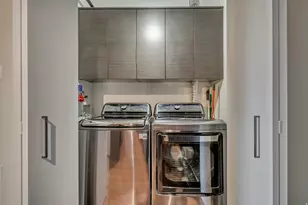 328 W 200 S, Salt Lake City, UT 84101 - Photo 13