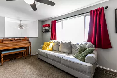 220 W 590 N, Layton, UT 84041 - Photo 5