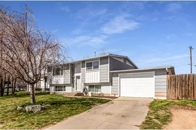 220 W 590 N, Layton, UT 84041 - Photo 3