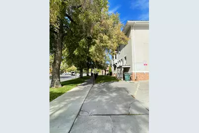 602 E 300 S, Salt Lake City, UT 84102 - Photo 53