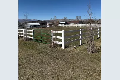 591 E 300 S, Mount Pleasant, UT 84647 - Photo 3