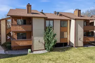 6887 S Countrywood Circle, Cottonwood Heights, UT 84047 - Photo 17