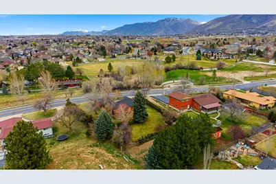 1690 E Gentile St, Layton, UT 84040 - Photo 61