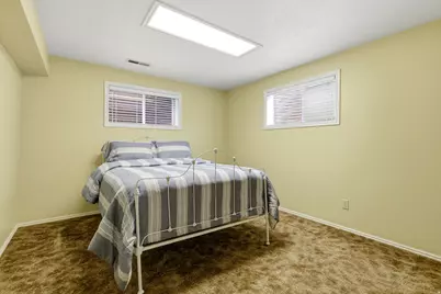 1690 E Gentile St, Layton, UT 84040 - Photo 35