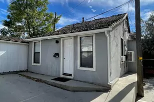 612 E 300 S, Salt Lake City, UT 84102 - Photo 11