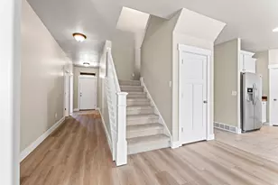 1587 W 430 N, Lindon, UT 84042 - Photo 17