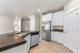 1587 W 430 N, Lindon, UT 84042 - Photo 15