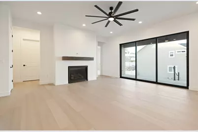 1116 W Gossamer Ln #7, Saratoga Springs, UT 84045 - Photo 7