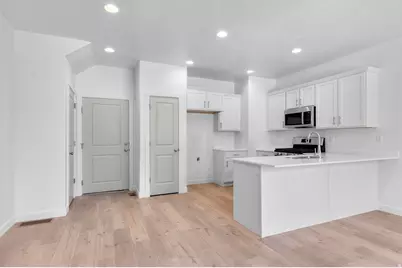 6637 N Salty Ln, Eagle Mountain, UT 84005 - Photo 5