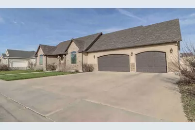 85 S Constitution Dr, Roosevelt, UT 84066 - Photo 3