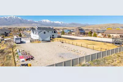 8538 N Gooseberry Dr W, Eagle Mountain, UT 84005 - Photo 51