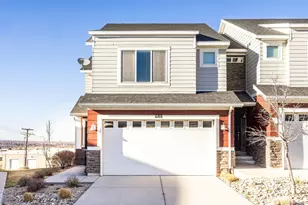 688 W Gallant Dr, Bluffdale, UT 84065 - Photo 1