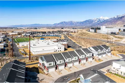 688 W Gallant Dr, Bluffdale, UT 84065 - Photo 17