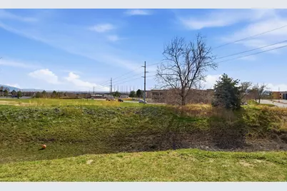 2896 N 1175 W, Layton, UT 84041 - Photo 23