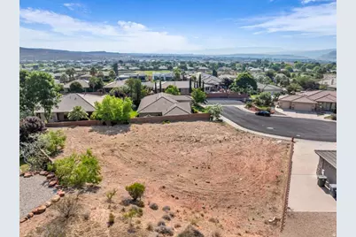 1086 W Montezuma Cir #6, Washington, UT 84780 - Photo 9