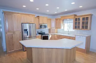 405 N Willow Ln, Providence, UT 84332 - Photo 3