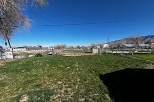 477 E 400 N, Tooele, UT 84074 - Photo 5