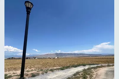 2886 N Cheyenne Road Rd #2, Eagle Mountain, UT 84005 - Photo 3