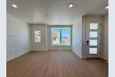 2958 N Lone Pine St #658, Eagle Mountain, UT 84005 - Photo 3