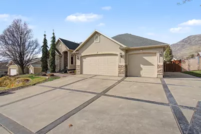 1017 E 450 S, Pleasant Grove, UT 84062 - Photo 3