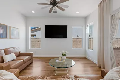 663 W Green Mountain Dr, Saint George, UT 84790 - Photo 5