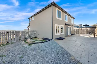 2551 E Patriot Dr, Eagle Mountain, UT 84005 - Photo 3