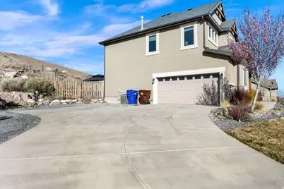 2551 E Patriot Dr, Eagle Mountain, UT 84005 - Photo 3
