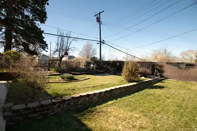 1029 Douglas St, Ogden, UT 84404 - Photo 19