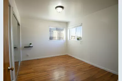 1029 Douglas St, Ogden, UT 84404 - Photo 9