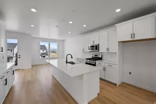 12677 S Glacier Trail Ln, Herriman, UT 84096 - Photo 3