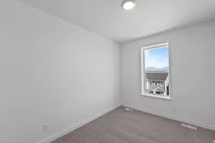 12677 S Glacier Trail Ln, Herriman, UT 84096 - Photo 17