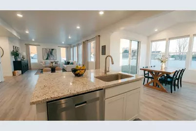 215 E Montgomery Ln, North Ogden, UT 84414 - Photo 3