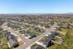 1382 N 150 E, Harrisville, UT 84404 - Photo 61