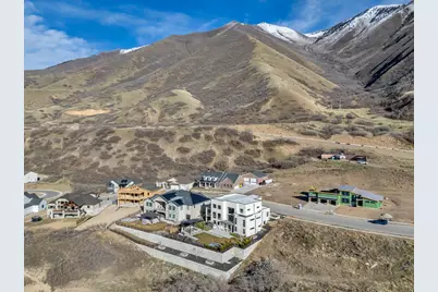 3918 S Mapleton Estates Dr, Mapleton, UT 84664 - Photo 99