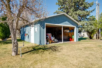 387 N 200 W, Tooele, UT 84074 - Photo 27