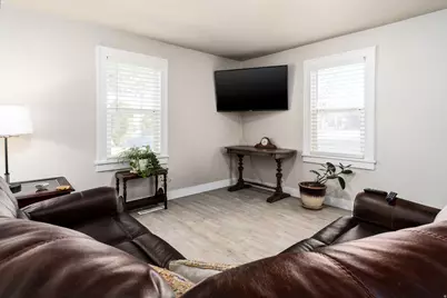 387 N 200 W, Tooele, UT 84074 - Photo 7