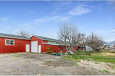 8701 S Temple Dr, West Jordan, UT 84088 - Photo 31