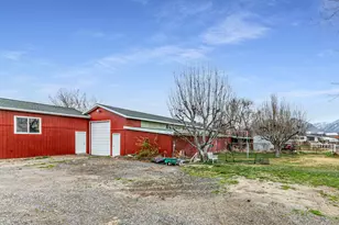 8701 S Temple Dr, West Jordan, UT 84088 - Photo 31