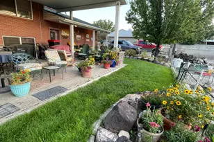 8701 S Temple Dr, West Jordan, UT 84088 - Photo 25