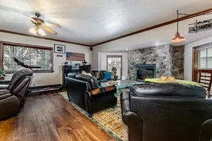 8701 S Temple Dr, West Jordan, UT 84088 - Photo 9