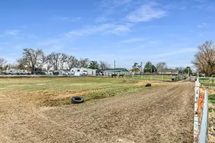 8701 S Temple Dr, West Jordan, UT 84088 - Photo 39